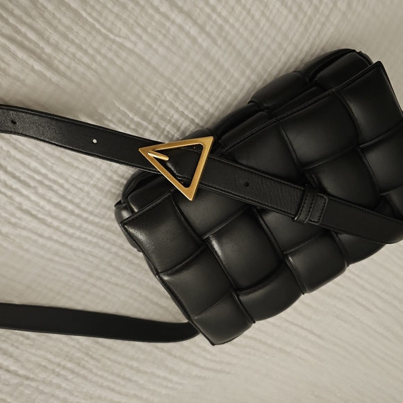 Bottega padded cassette retails 4900 - Picture 8 of 10